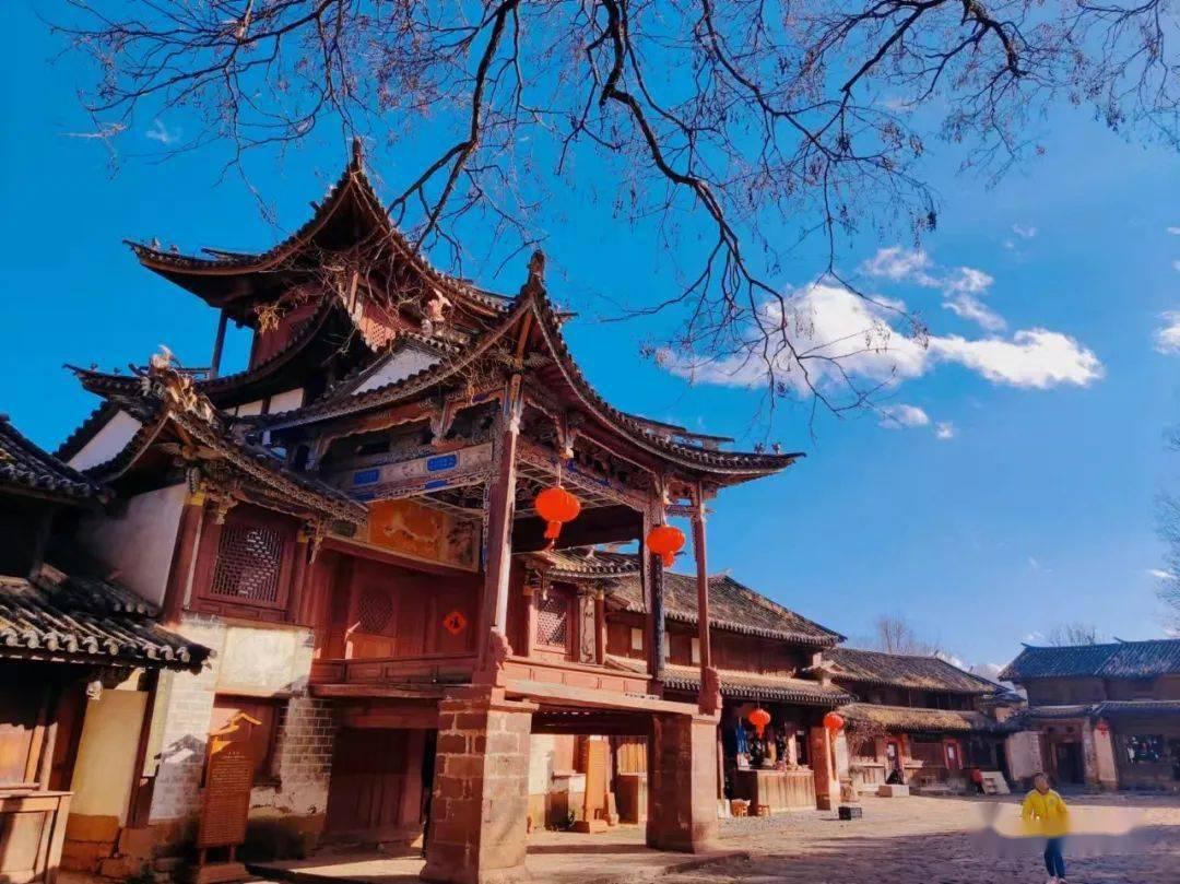 加快关山大景区一体化旅游开发建设