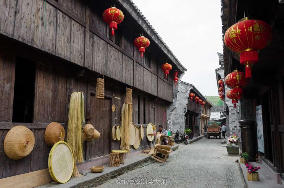 甜美奥莉吃甜点