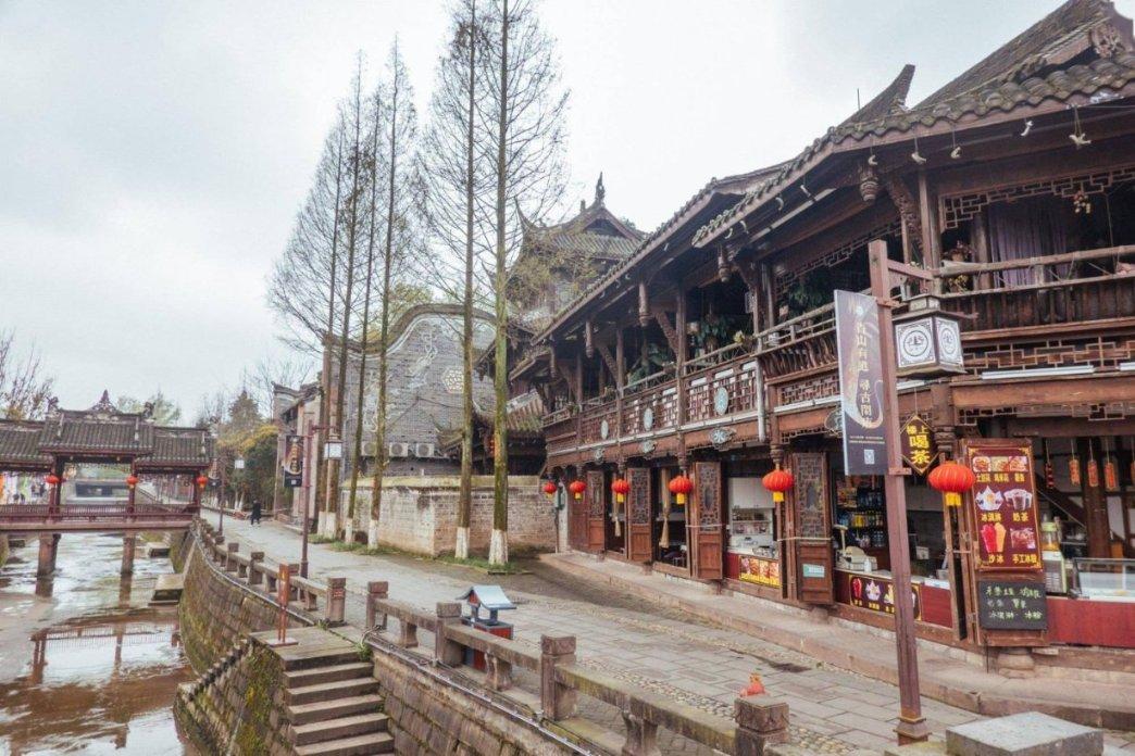 你遇到过不允许请假的领导吗？你会怎么做？游戏画面